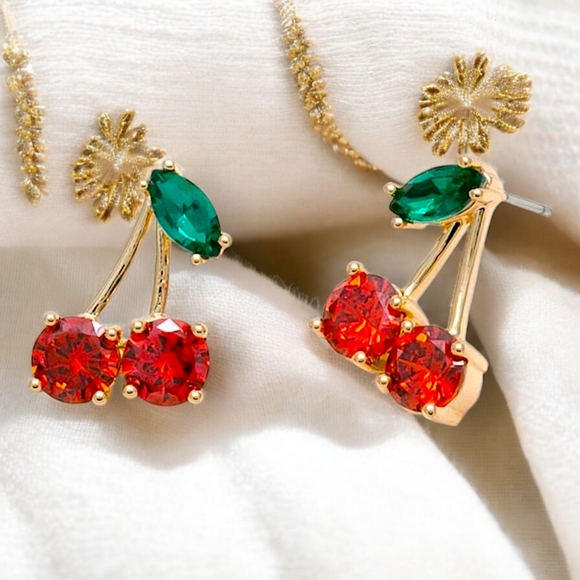 ๐๏ธ๐ Red Cherry Cute Trendy Fun Stud Earrings - Zircon & Gold-Plated Alloy ๐ - Picture 8 of 10